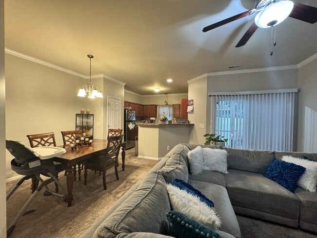 Photo - 400 Glenhaven Ln