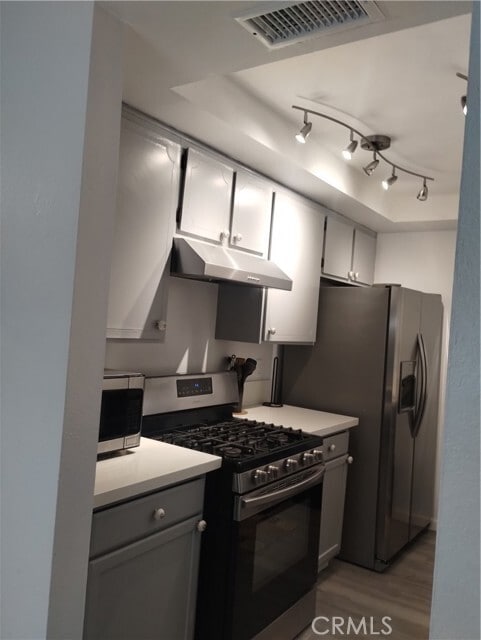 149 W 6th St