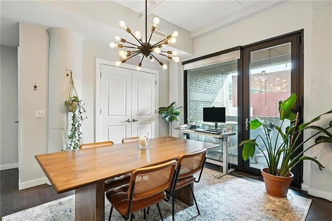 Photo - 2545 Penn Ave