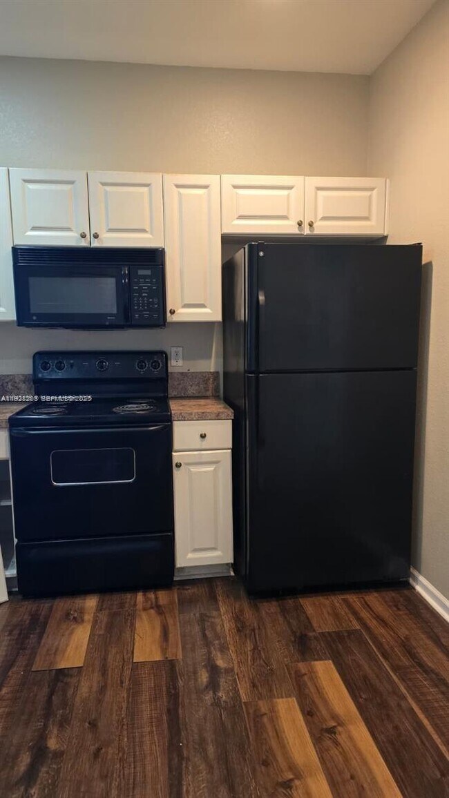 Photo - 2002 Freeport Dr Unit 4108