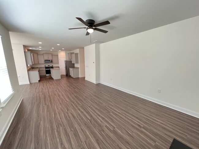 Photo - Beautiful New Construction Home w/ Ground ...