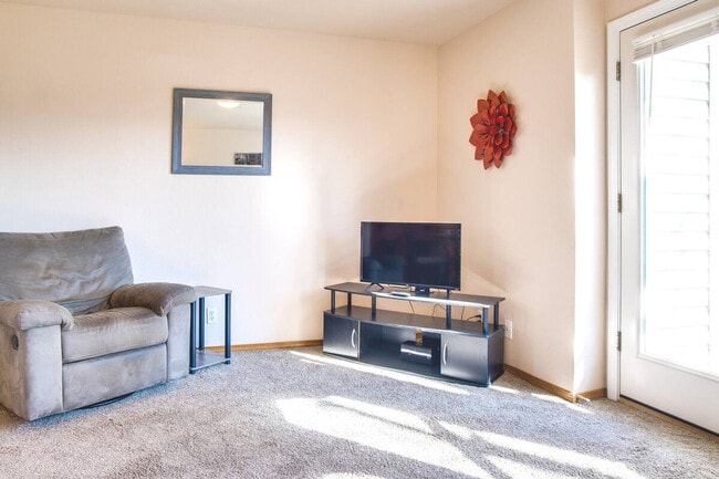 Building Photo - 23 E King St Unit ID1308961P Rental