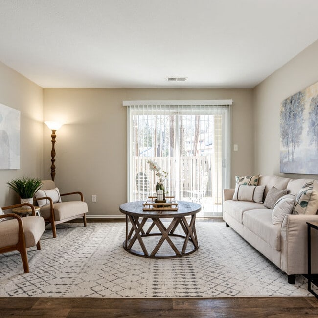 Photo - Kimmerly Glen