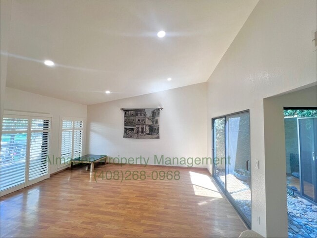Photo - Remodeled Sunrise Community Single Story Condo! Pets Negotiable! Great Schools & Central A/C!!