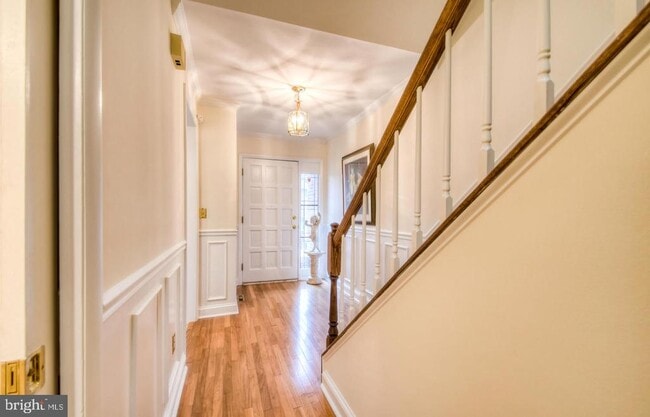 Photo - 305 Five Farms Ln