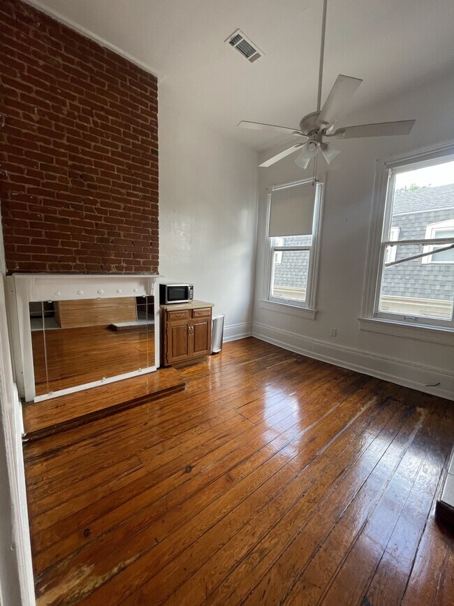 Photo - 1034 S Carrollton Ave Unit D
