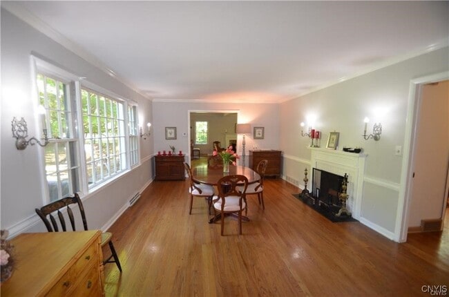 Photo - 6891 Woodchuck Hill Rd