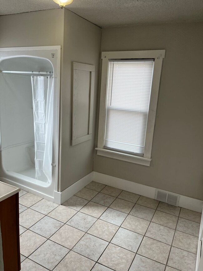 1111 Susquehanna avenue Apartment Unit 1 Sunbury, PA