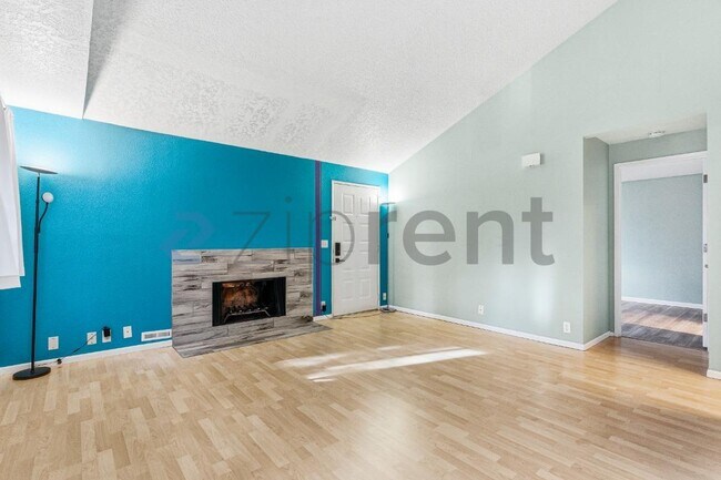 Building Photo - 14511 SW Grayling Ln