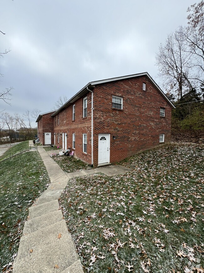 Building Photo - 9646 Alexandria Pike Unit 7 Rental