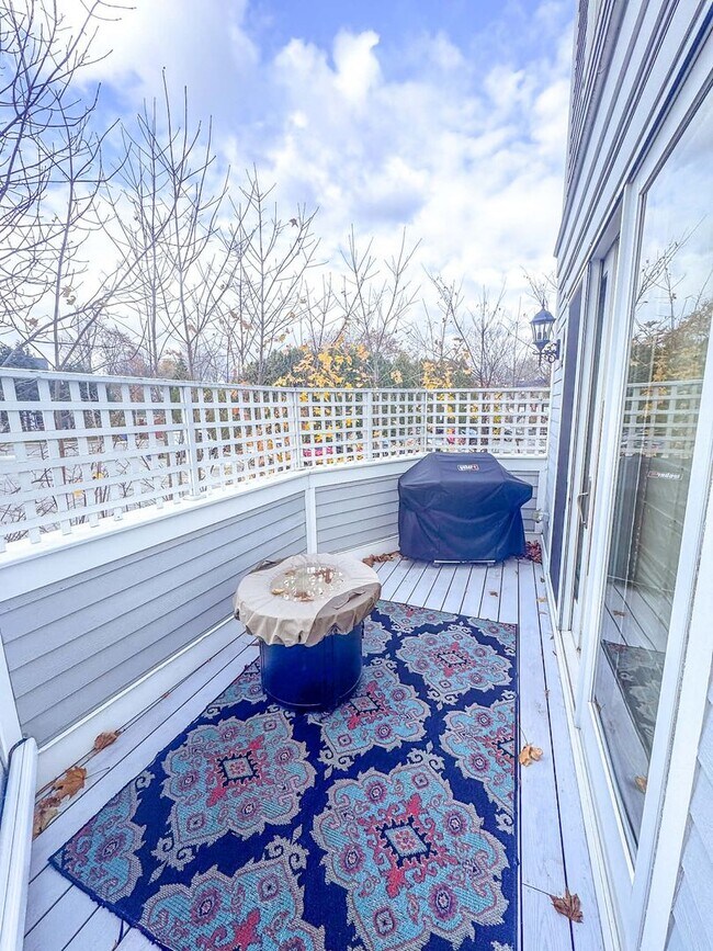 Photo - Luxury long term rental in the Heart of Br...