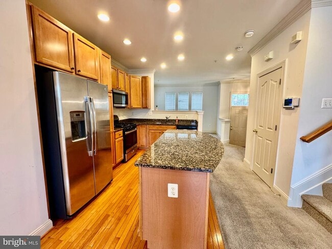 23517 Gardenside Pl