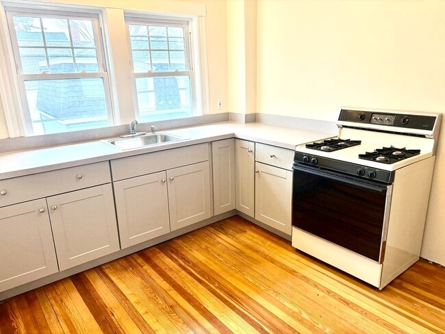 Photo - 6 Walnut St Unit 2