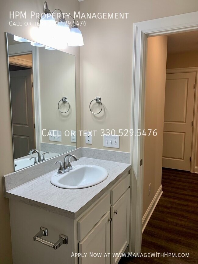 Photo - 2467 Delaware Ave SW Apartment