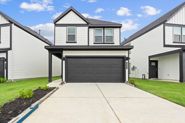 Building Photo - 12321 Churchill downs Dr Rental