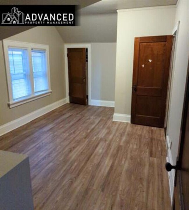 Photo - 3251 N 28th St Unit 3251A upper