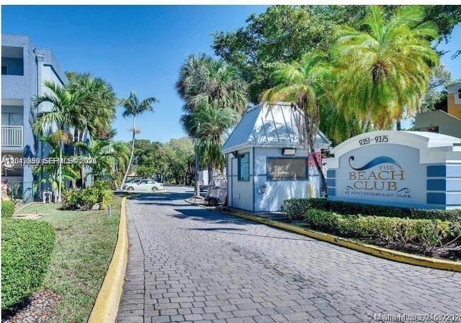 Building Photo - 9365 Fontainebleau Blvd Unit E231