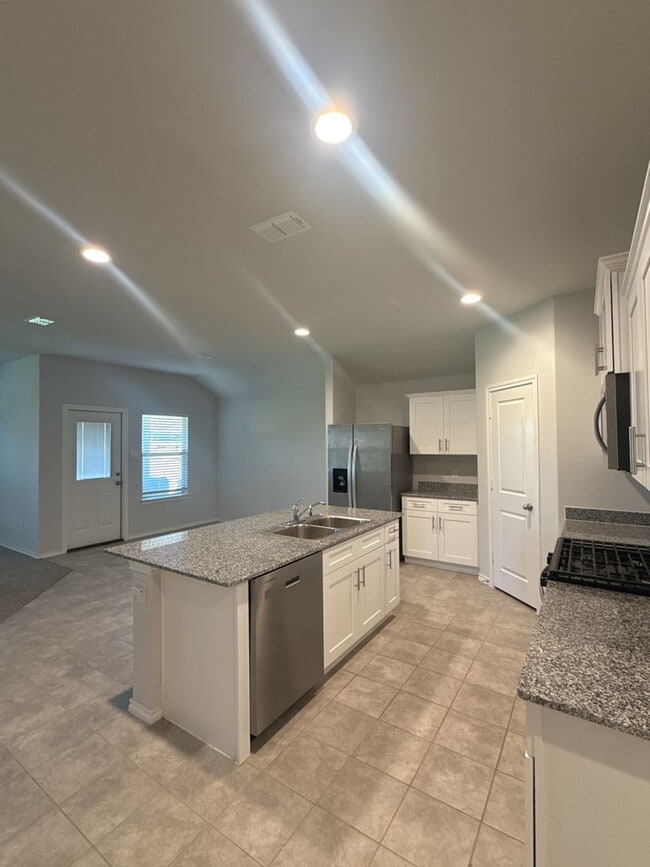 Photo - 4 bedroom home in Springtown, Texas