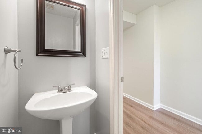 Photo - 8220 Ramseur Pl