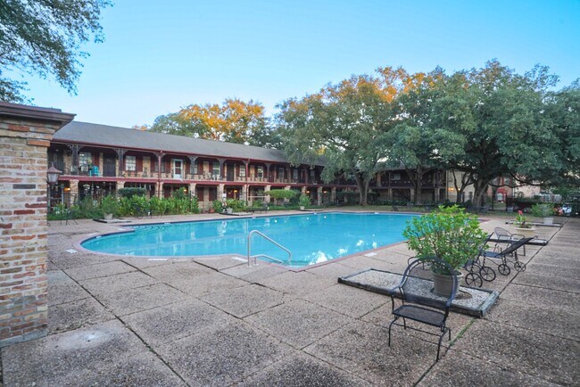 5216 Arboles Dr Unit 10