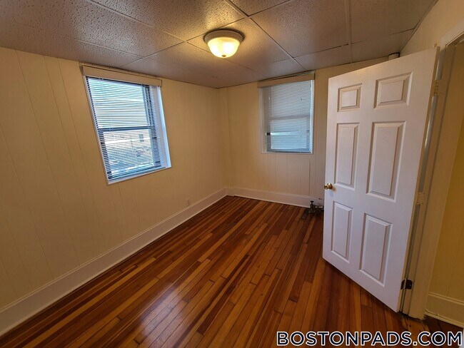 Photo - 437 Cambridge St Unidad 22