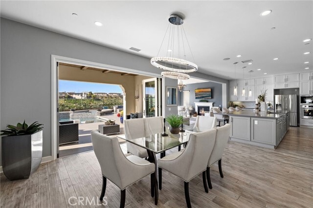 Photo - 108 Via Bilbao