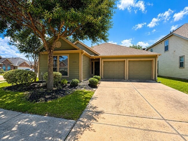 Building Photo - 12018 Grace Hall Dr