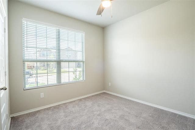 Photo - 951 Hurstwood Dr