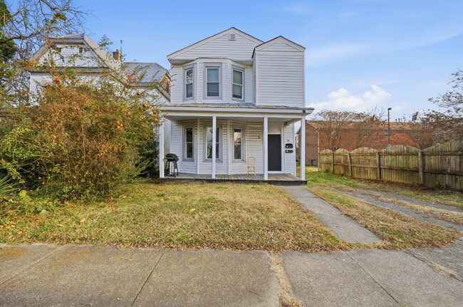 Building Photo - Charming 3-Bedroom Downstairs Duplex for rent in Newport News – Great Location! Unit A