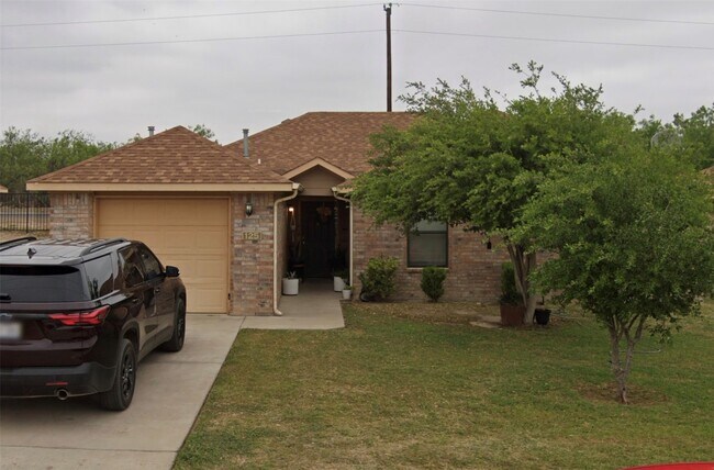 Photo - 108 Round Rock Dr