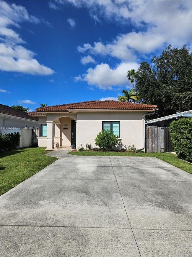 Photo - 2030 SW 60th Ave