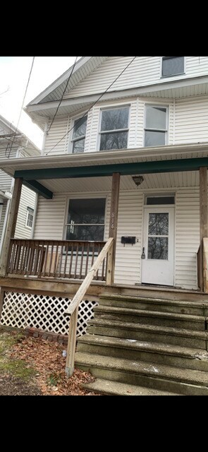 Photo - 814 Edgehill Drive