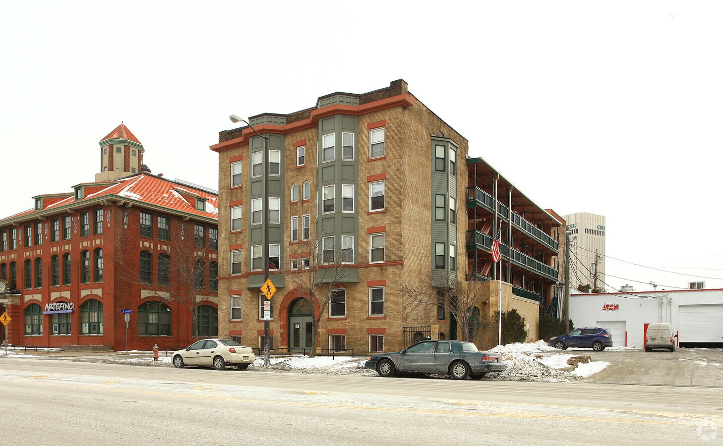 Photo - The 1850 Superior Apartments