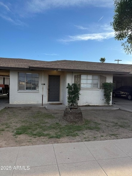 Photo - 223 E 2nd St