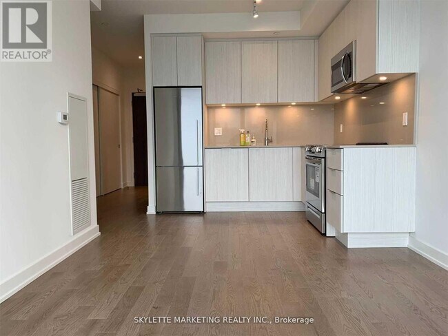 Photo - 25 Richmond St E Unit 2412