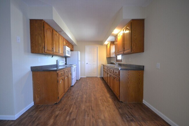 Photo - NICE 3 Bed 2 Bath home in Bolivar! Excelle...