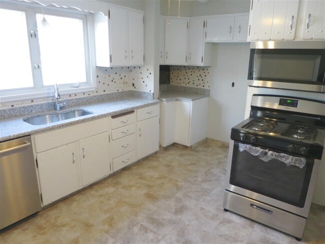 Photo - 38 Sterling St Unit 2