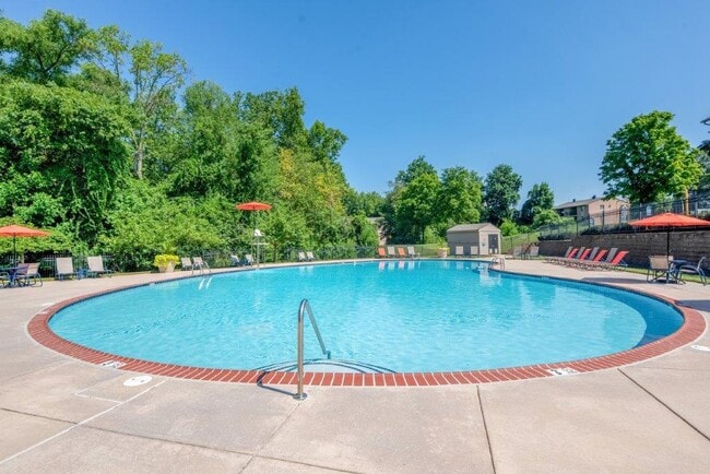 Quail Hollow Apartment Homes