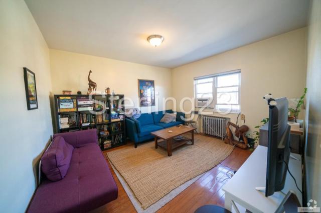 Building Photo - 1 bedroom in ASTORIA NY 11105 Unit 2FL Rental