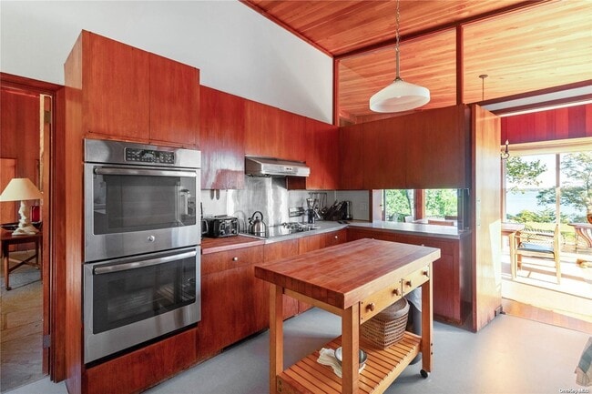 Photo - 189 Old Harbor Rd