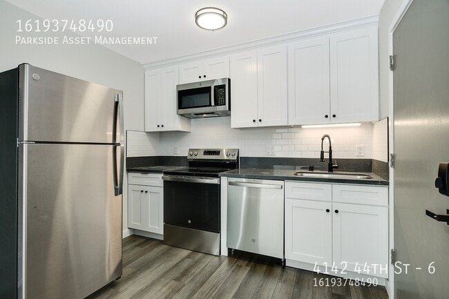 Photo - 4142 44th St