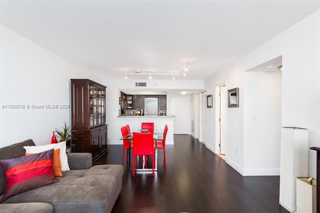 Photo - 1800 Sunset Harbour Dr Condo
