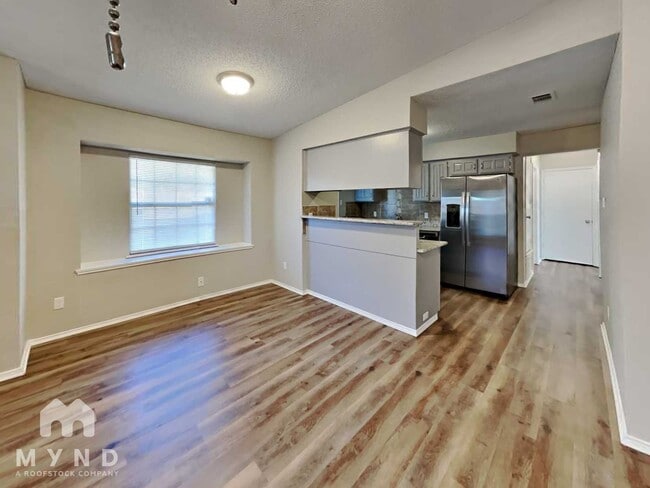 Photo - 5311 Rowcrop Dr