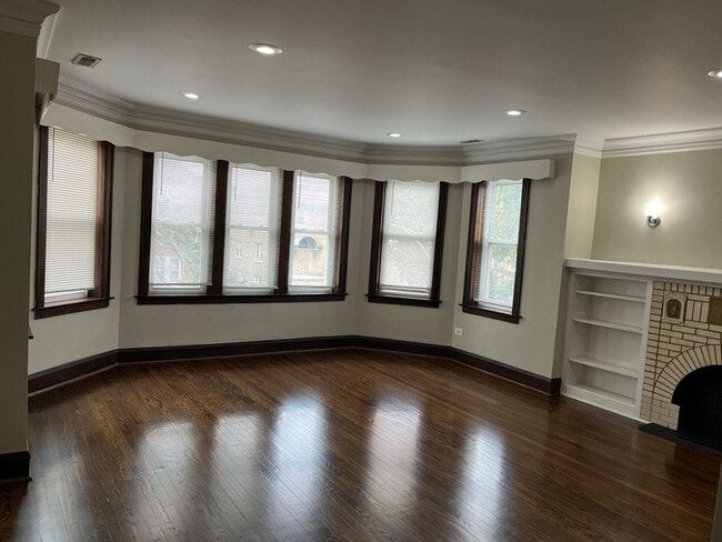 Photo - 6615 S Sacramento Ave Unit 2N