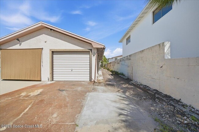 Building Photo - 300 Canaveral Beach Blvd