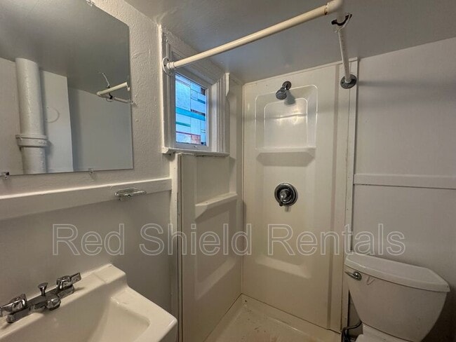 Photo - 113 N Hamilton St Unit Apt 2