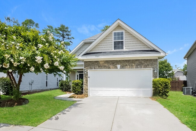 Photo - 2065 Dundee Way