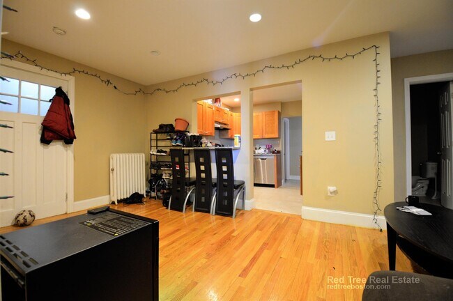 Photo - 76 Egmont St Unit 5