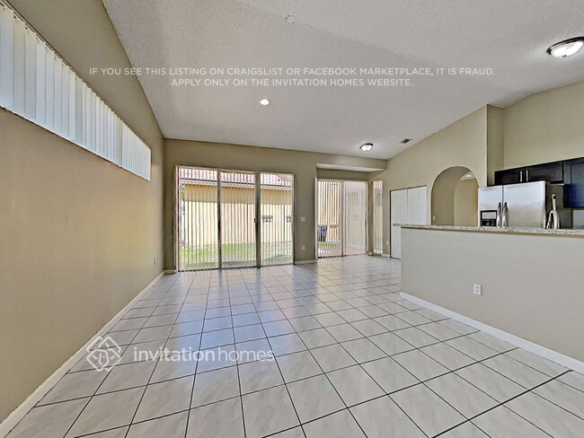 Photo - 15648 SW 112th Dr