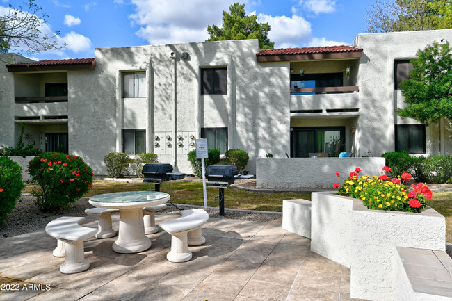 Photo - 10444 N 69th St Apartment Unit 119